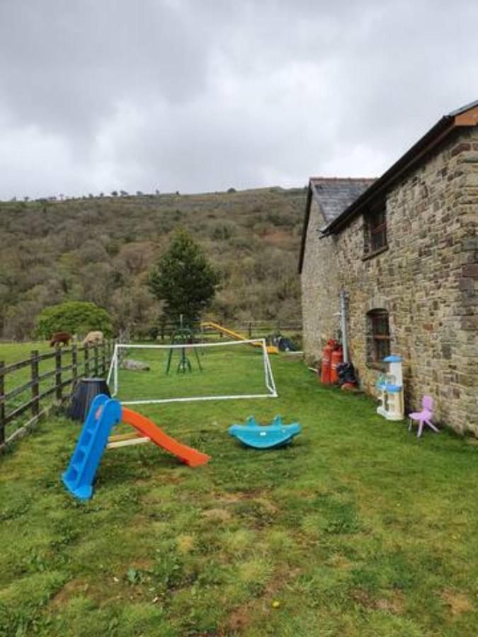 Cwm Farm Cwtch Villa Merthyr Tydfil Eksteriør bilde